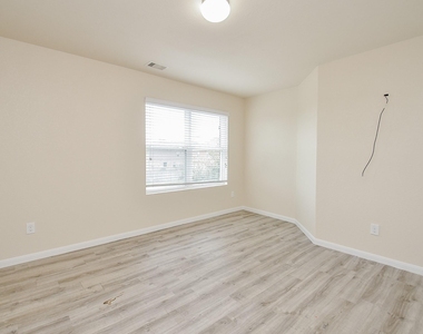 21610 Yeaney Drive - Photo Thumbnail 25