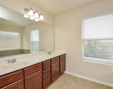 21610 Yeaney Drive - Photo Thumbnail 18