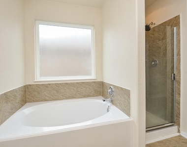 21610 Yeaney Drive - Photo Thumbnail 20