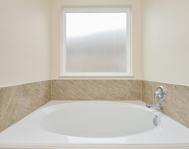 21610 Yeaney Drive - Photo Thumbnail 19