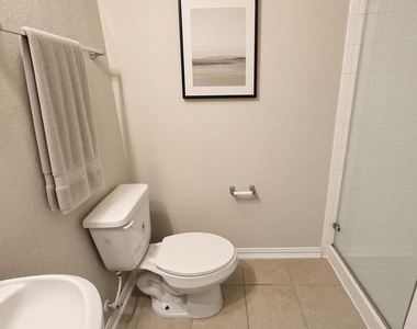 8723 W Crescent Lake Circle - Photo Thumbnail 24