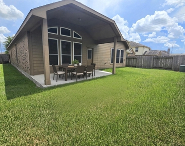 8723 W Crescent Lake Circle - Photo Thumbnail 1