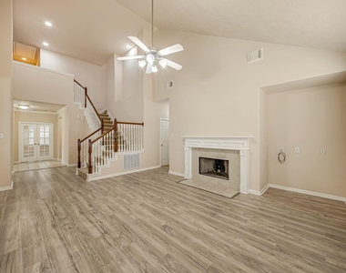 18106 Linden Forest Lane - Photo Thumbnail 7