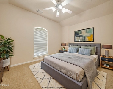 18106 Linden Forest Lane - Photo Thumbnail 30