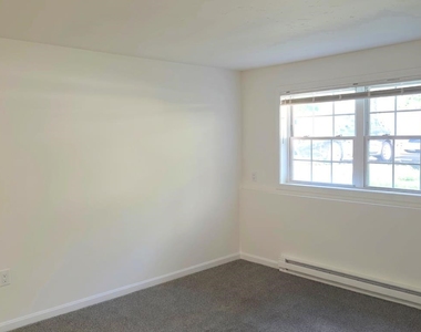 185 Loudon - Photo Thumbnail 5