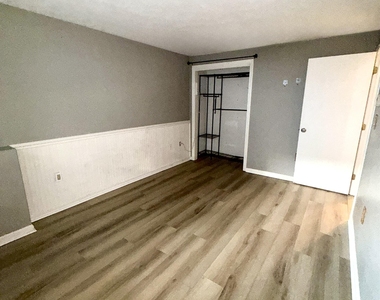 186 Dunbarton - Photo Thumbnail 13