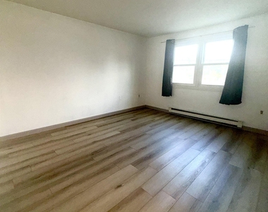 186 Dunbarton - Photo Thumbnail 14