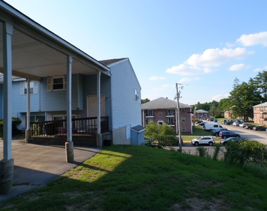 186 Dunbarton - Photo Thumbnail 1