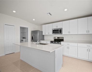 17633 Paradiso Way - Photo Thumbnail 8