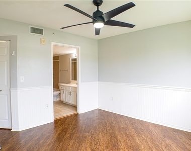 4135 Residence Drive - Photo Thumbnail 7