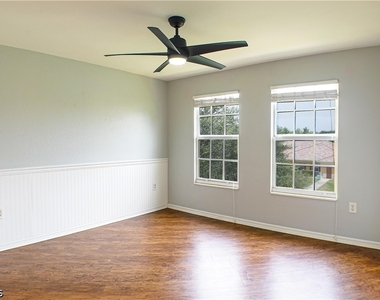 4135 Residence Drive - Photo Thumbnail 6