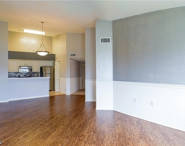 4135 Residence Drive - Photo Thumbnail 2