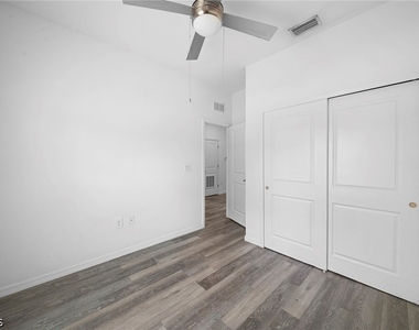 4716 29th Street Sw - Photo Thumbnail 5