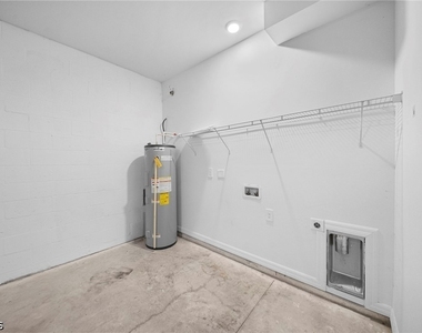 4716 29th Street Sw - Photo Thumbnail 23