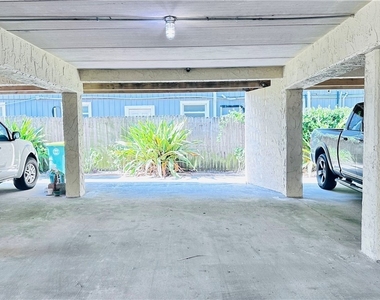 1107 1st Street S - Photo Thumbnail 14