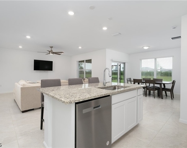 42428 Cascade Drive - Photo Thumbnail 2