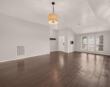 22619 Old Church Lane - Photo Thumbnail 7