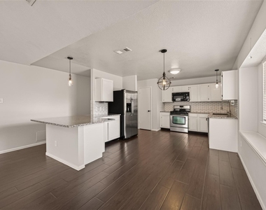 22619 Old Church Lane - Photo Thumbnail 12