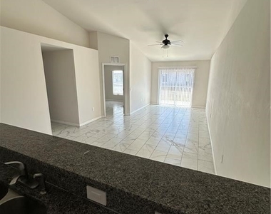 254 Sw 3rd Street - Photo Thumbnail 2