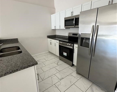 254 Sw 3rd Street - Photo Thumbnail 1