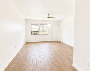723 Burdick Avenue - Photo Thumbnail 2