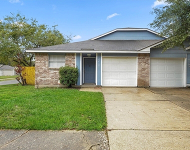 22101 Moss Falls Lane - Photo Thumbnail 1