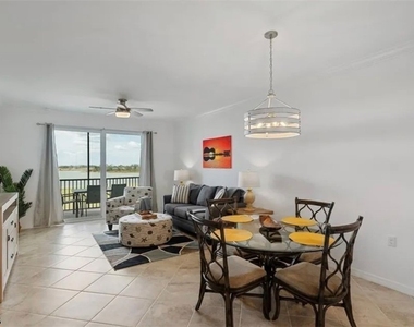 43040 Greenway Boulevard - Photo Thumbnail 5