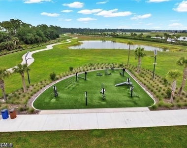 43040 Greenway Boulevard - Photo Thumbnail 16