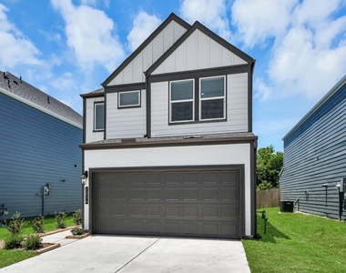 1930 Olivos Street - Photo Thumbnail 2