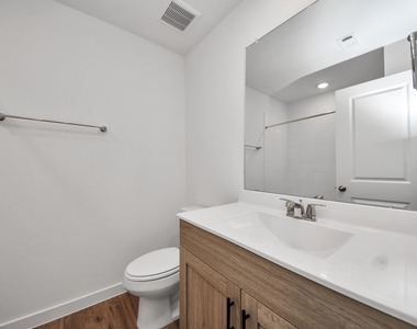 1930 Olivos Street - Photo Thumbnail 35