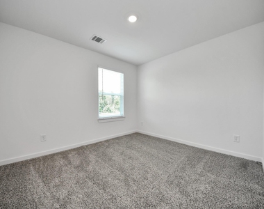 1930 Olivos Street - Photo Thumbnail 32