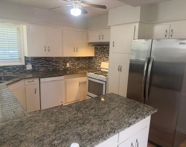 5339 Carew Street - Photo Thumbnail 10