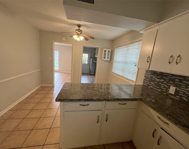 5339 Carew Street - Photo Thumbnail 11