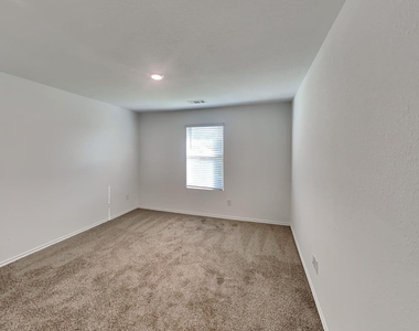 18807 Wembley Vista Trail - Photo Thumbnail 8