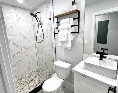 12511 Davis Boulevard - Photo Thumbnail 8