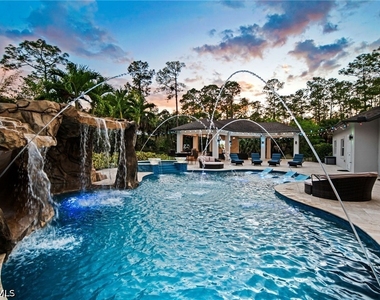 5420 Boxwood Way - Photo Thumbnail 20