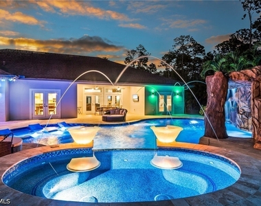 5420 Boxwood Way - Photo Thumbnail 24