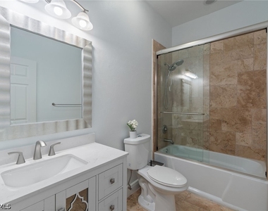 5420 Boxwood Way - Photo Thumbnail 19