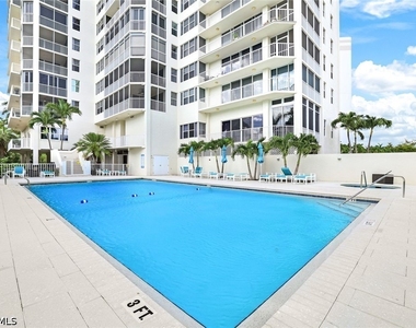 5550 Heron Point Drive - Photo Thumbnail 15
