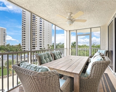 5550 Heron Point Drive - Photo Thumbnail 14