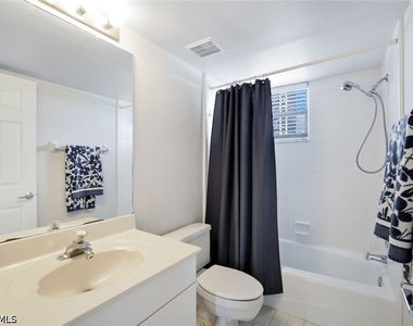 5550 Heron Point Drive - Photo Thumbnail 10