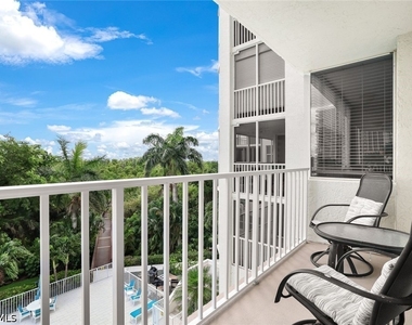 5550 Heron Point Drive - Photo Thumbnail 12