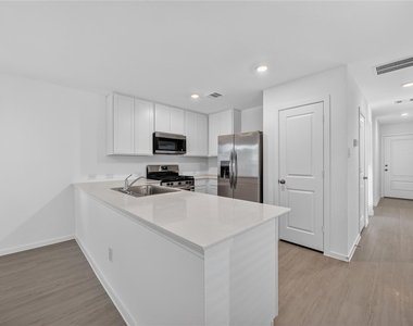 952 Pertuso Lane - Photo Thumbnail 4