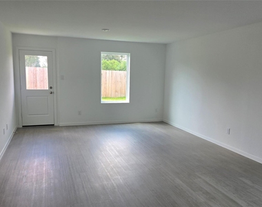 952 Pertuso Lane - Photo Thumbnail 1