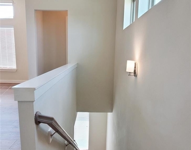 2980 Alice Street - Photo Thumbnail 16