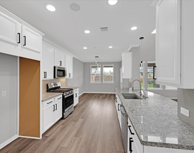 3834 Supremes Trail - Photo Thumbnail 15