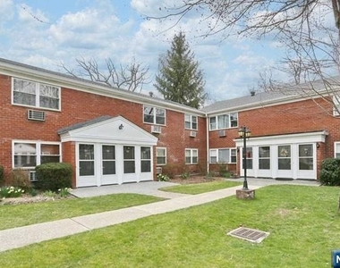 59 Regency - Photo Thumbnail 2