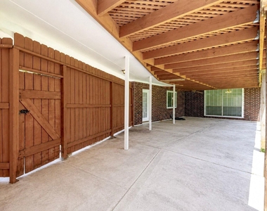 11102 Brook Mill Court - Photo Thumbnail 29