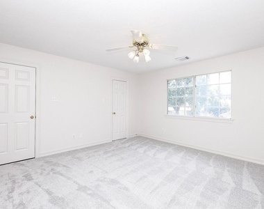 11102 Brook Mill Court - Photo Thumbnail 28