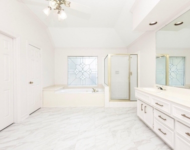11102 Brook Mill Court - Photo Thumbnail 19